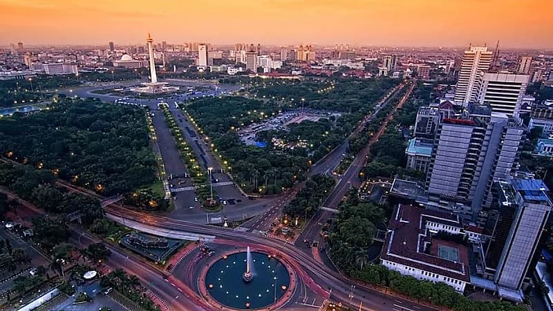 إندونيسيا تبحث شراء النفط الروسي في ظل ارتفاع أسعار الطاقة