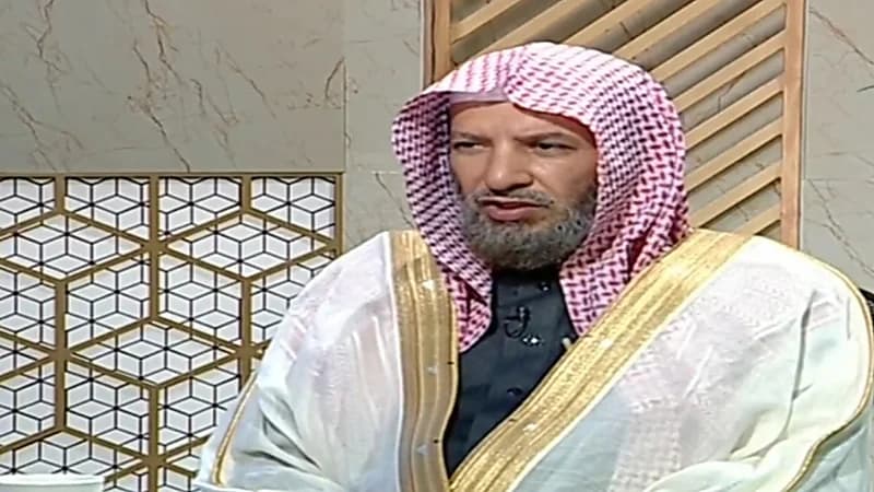 بالفيديو.. حكم قول آمين بعد الانتهاء من قراءة سورة الفاتحة في غير الصلاة