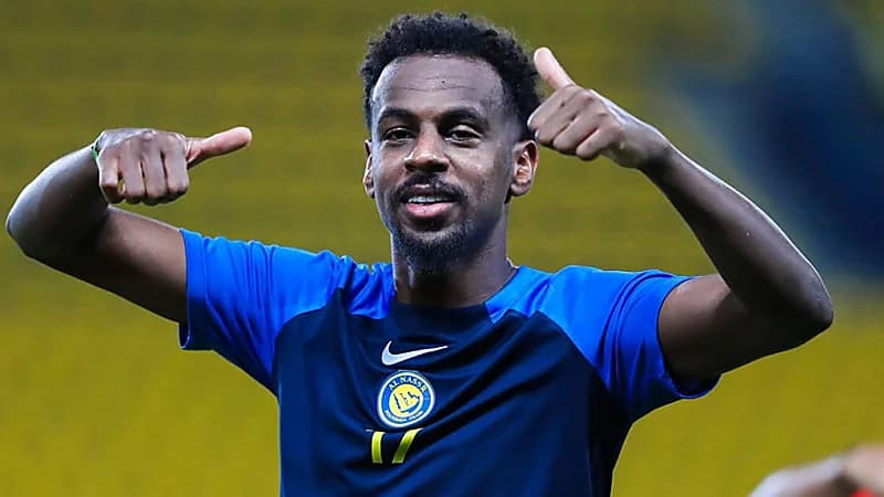 الخيبري يعود لتدريبات النصر قبل مواجهة الرياض