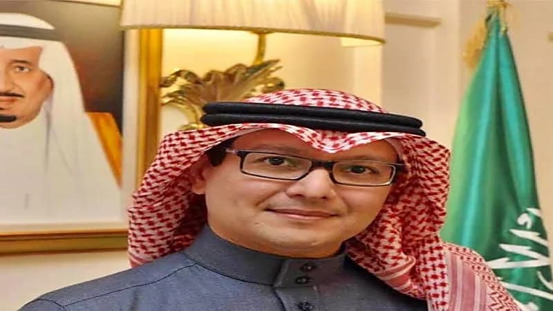 تغريدة مثيرة من "البخاري" بشأن الأزمة بين المملكة ولبنان 