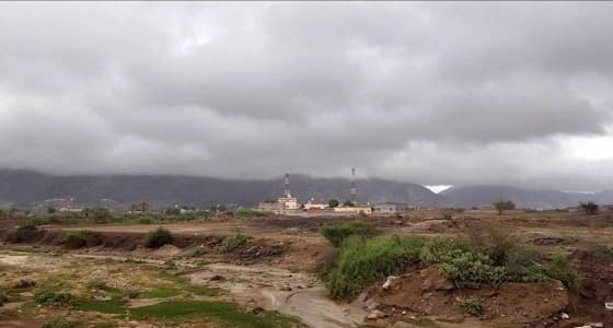 الأرصاد: سماء غائمة جزئيا مع استمرار الرياح النشطة بعدة مناطق