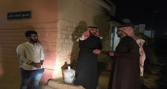 إمارة الشمالية توجه أمانة المنطقة بمعالجة فورية لمنزل مواطن تضرر من آثار السفلتة