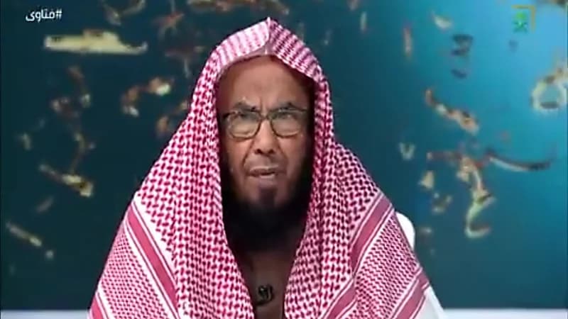 بالفيديو.. حكم التصرف في مال تبرع به أخوة لعملية شقيقتهم ولكنها توفيت قبل اجرائها