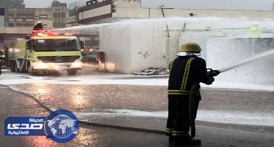 بالفيديو.. لحظة ضرب صاعقة رعدية محطة وقود بالباحة