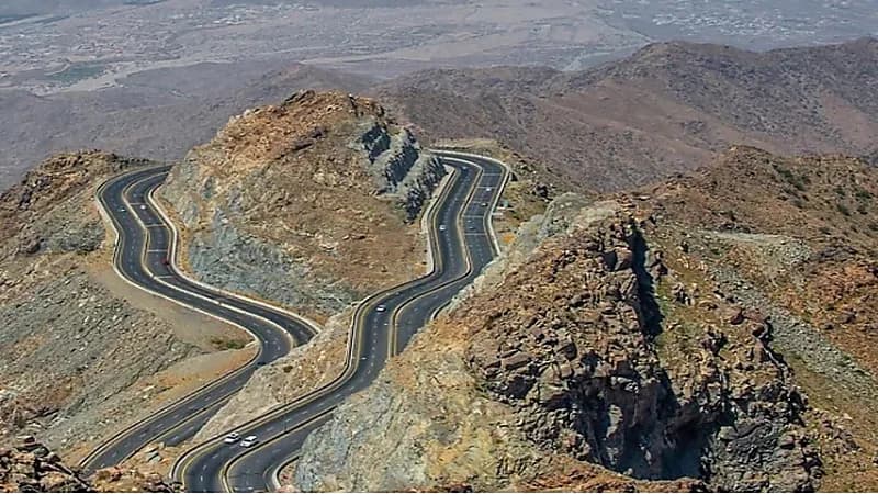 إعادة فتح طريق الهدا في كلا الاتجاهين