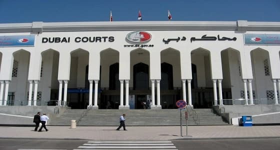 السجن 3 سنوات لسعودي و7 آخرين بتهمة خطف " هندي "