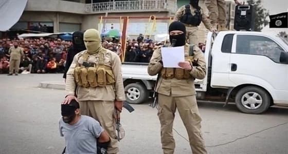 " داعش " يعدم مدنيًا في مخيم اليرموك