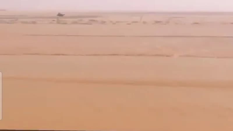 شاهد.. مياه الأمطار والسيول تقطع الطريق الرابط بين ‎شقراء و المجمعة