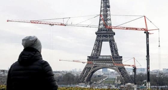 برج إيفل يخضع لـ " عملية تخسيس "