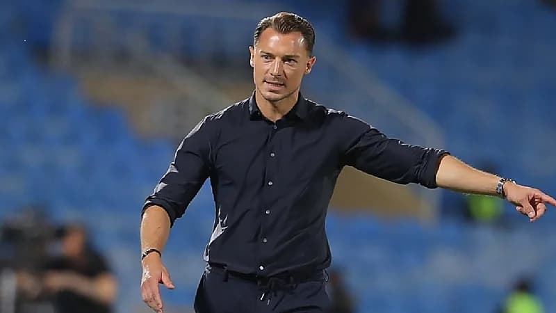 ماكسيمان ينتظر قرار يايسله بشأن مستقبله