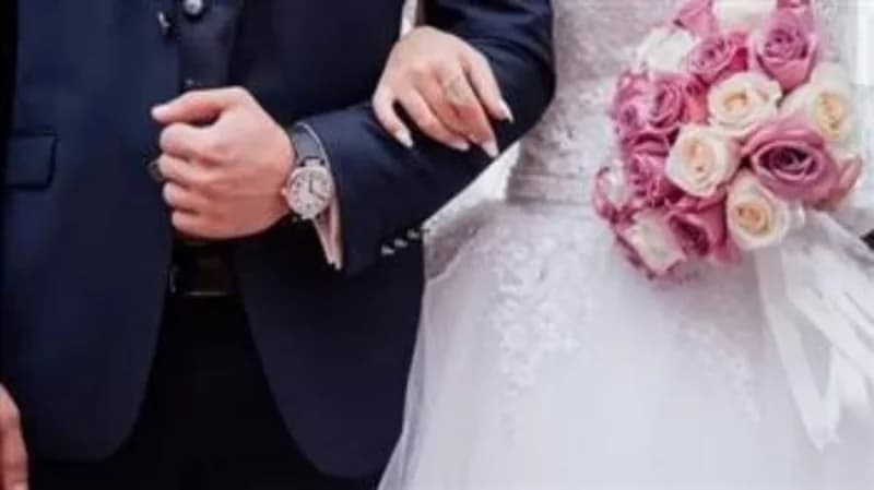 مصرع عروسان أثناء عودتهما من شهر العسل