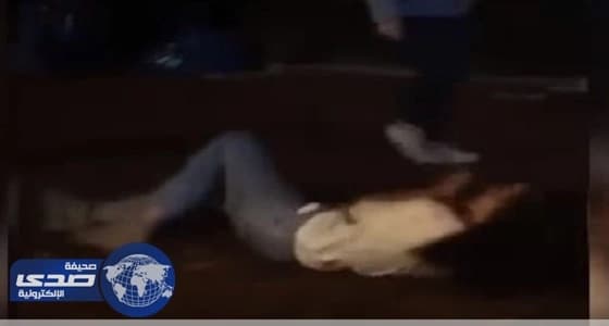 بالفيديو .. ابنة أوباما ترقص بطريقة مثيرة للإستغراب