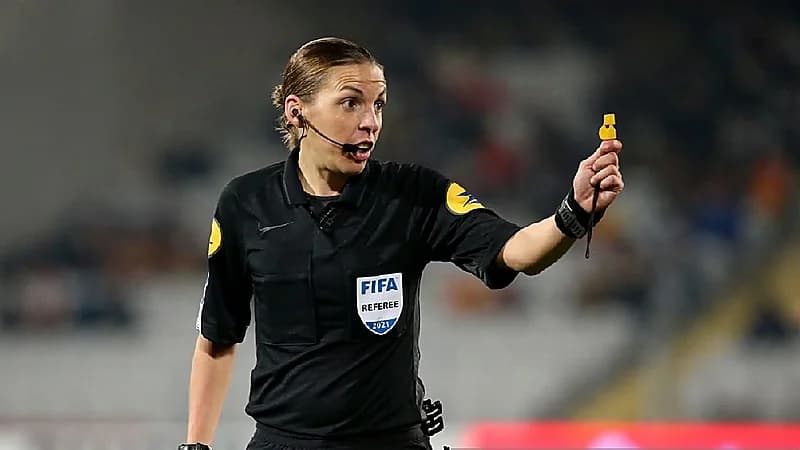 تعيين الفرنسية ستيفاني فرابارت حكماً لمباراة كوستاريكا وألمانيا