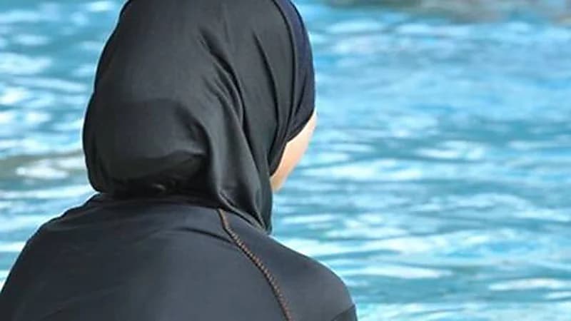 وزارة السياحة المصرية تلزم الفنادق بالسماح بـ"البوركيني" في المسابح