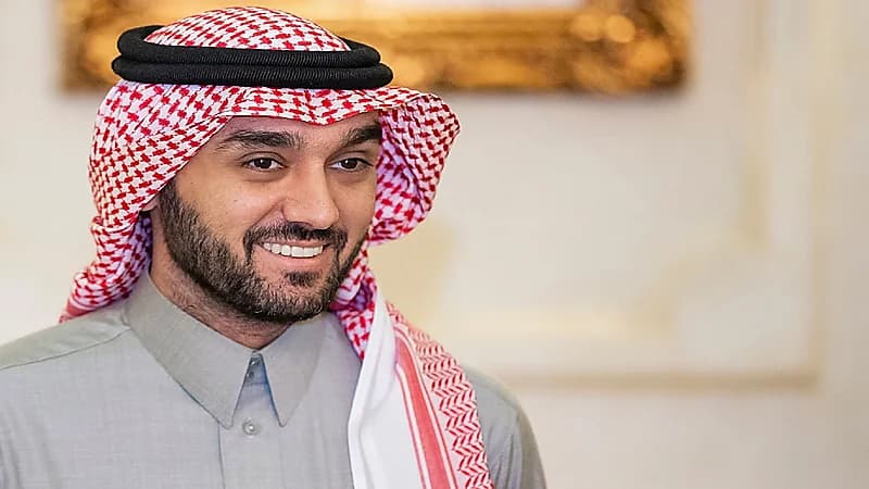 وزير الرياضة: ولي العهد الملهم والداعم لي شخصيًا ولكل بطل