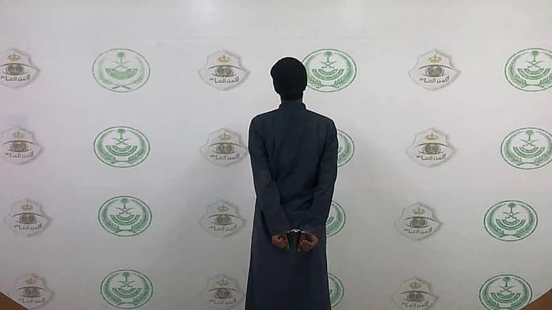 القبض على شخص لارتكابه حوادث سرقة مركبات بالجوف