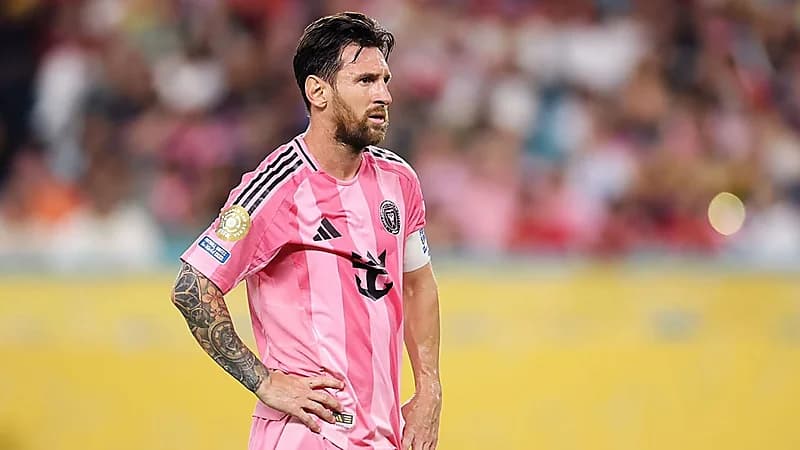 توقف مفاوضات ميسي مع إنتر ميامي وسط ترقب لوجهته القادمة