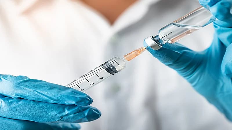 دراسة توضح تأثير لقاح الإنفلونزا على متلقي لقاح كورونا
