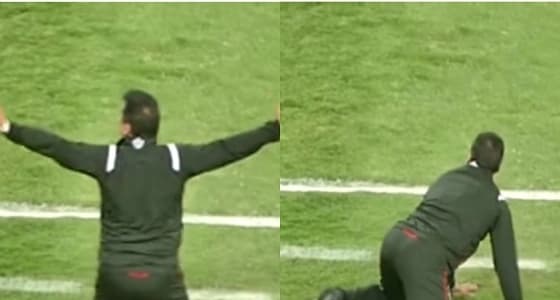 التسلل يعرقل " سجدة شكر " مدرب الأهلي المصري.. والجماهير تهاجمه