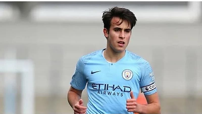 برشلونة يعلن رسميا ضم إيريك غارسيا