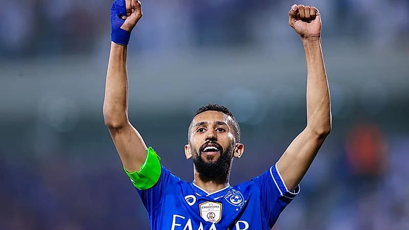 الآلام تؤرق سلمان الفرج في تدريبات الأخضر