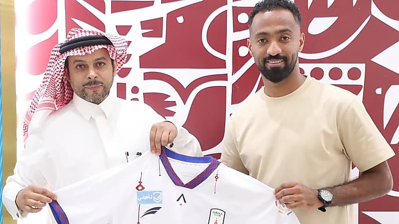 الشباب يوافق على انتقال أحمد عبده إلى أبها