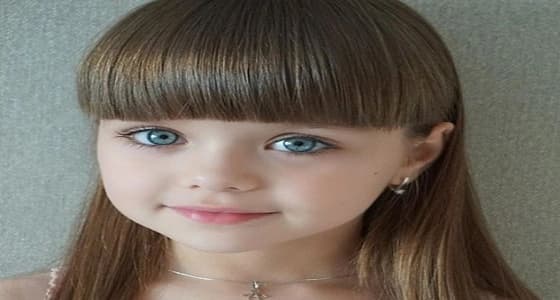 بالصور.. طفلة الـ 6 سنوات تتوج كأجمل وجه في العالم