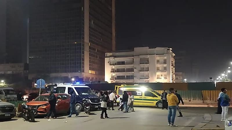 بعد هزيمة منتخب مصر.. سيارة طائشة تصدم سيدة