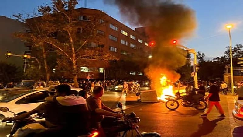 اعتداءات جنسية ضد المعتقلين في إيران