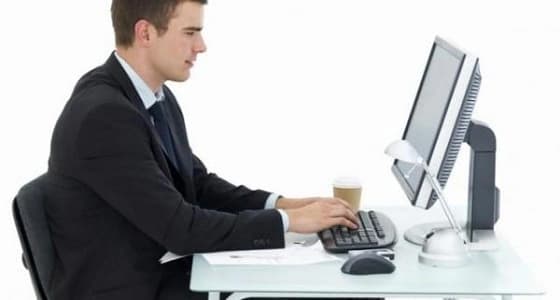 الوقوف لمدة 5 دقائق كل ساعة يساعد في المحافظة علي وزنك المثالي