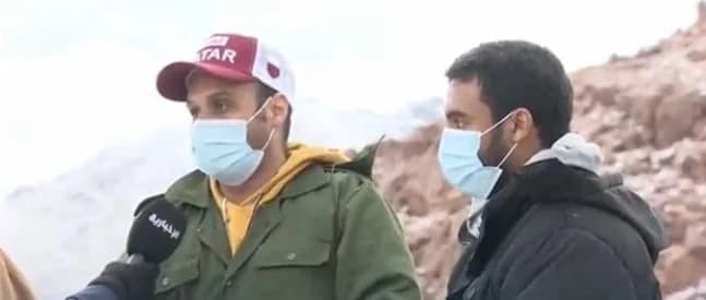 شاهد.. شاب قطري من جبل اللوز: "أهالينا ما صدقوا أن مناظر تساقط الثلوج في المملكة"