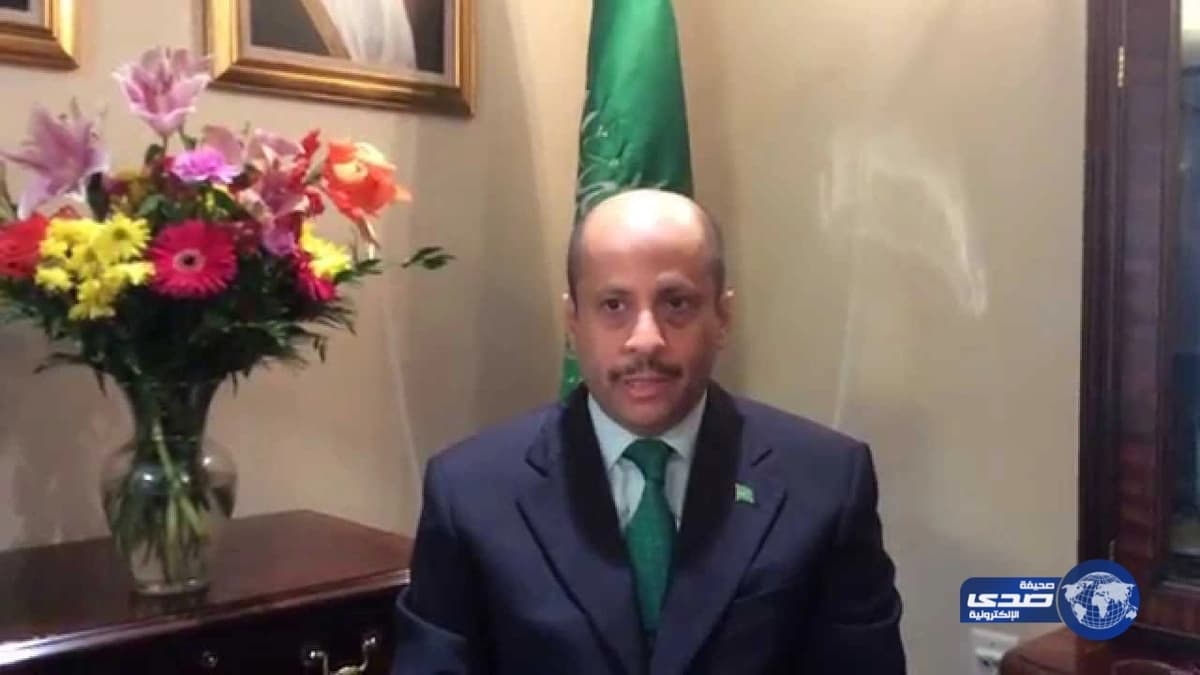 بالفيديو.. سيوف وخوذ قتال من العصور الوسطى تعرضها عائلة أسبانية في موسم الرياض