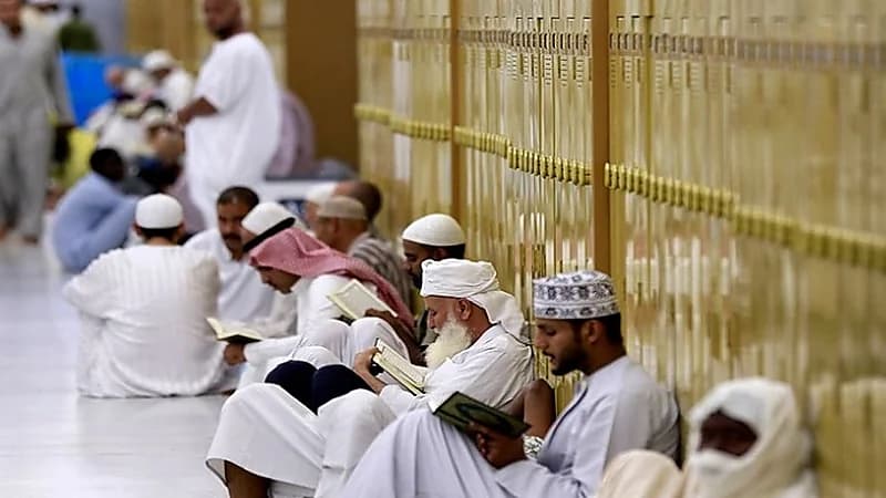 بدء تلقي طلبات الاعتكاف بالمسجد النبوي الثلاثاء المقبل