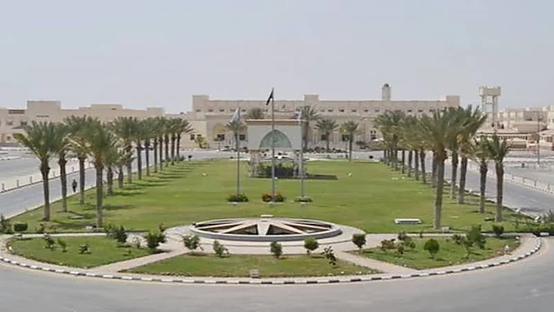 جامعة الطائف تقر خطة التحول نحو نظام الثلاث فصول