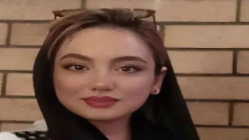 قضاء "الملالي" يحكم بسجن فتاة محتجة وجلدها 60 جلدة