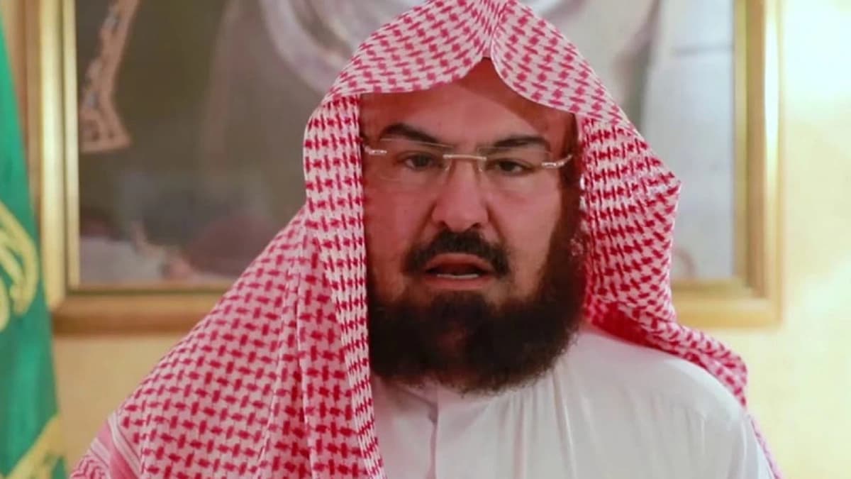 رئيس الشؤون الدينية يعزي في وفاة والدة الشيخ سعد الخثلان