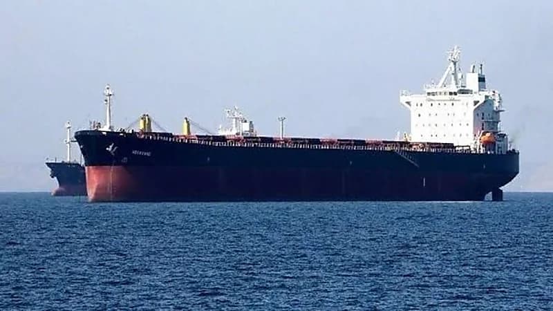 منع ناقلة نفط إيرانية من المرور في بحر العرب
