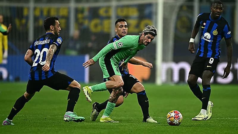 الأهلي يُجدد اهتمامه برودريغو دي باول قبل الميركاتو الصيفي