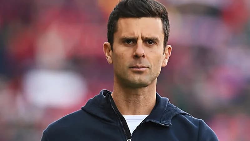 يوفنتوس يُقيل مدربه موتا