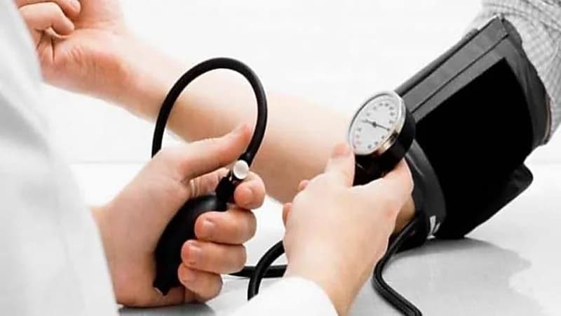 الكشف عن غذاء شهير يخفض ضغط الدم 