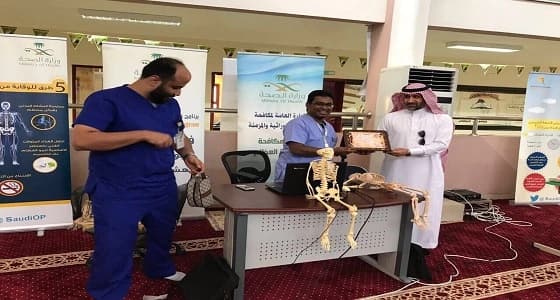 محاضرات طبية توعوية في مدارس مكة عن " الربو "