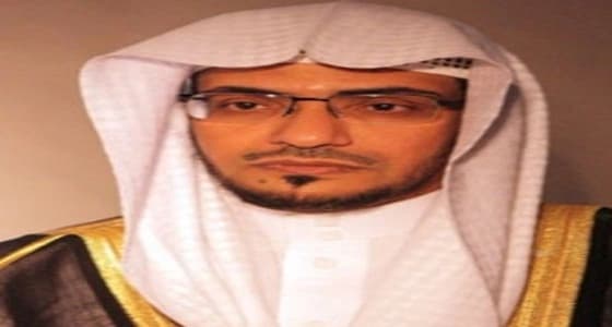 الشيخ المغامسي ينشر مقال عن موقف الإمام في المسجد النبوي