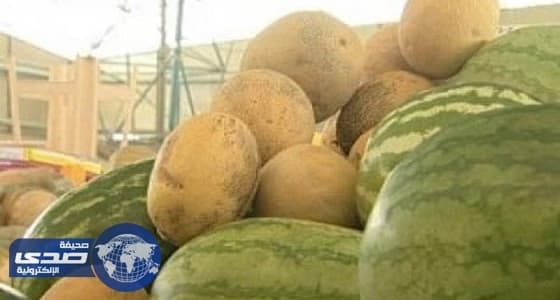 سلطنة عمان تمنع دخول شحنة فواكه سامة قادمة من إيران