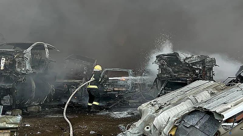 "مدني ⁧‫الرياض‬⁩" يخمد حريقًا في تشليح الحائر بالرياض