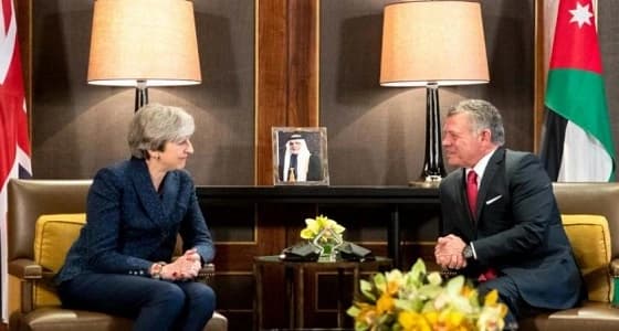 تيريزا ماي تستكشف الوضع الامني الأردني