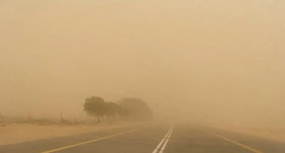 هبوب رياح مثيرة للأتربة بالرياض