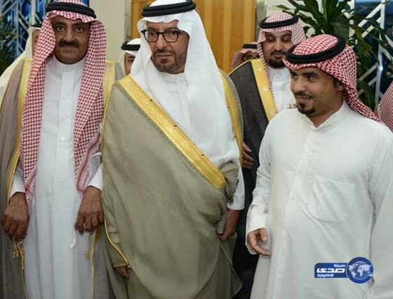 الصور.. أمير حائل يكرم الشاب "الشمري" لتبرعه بكليته للمريضة "منال الحربي"