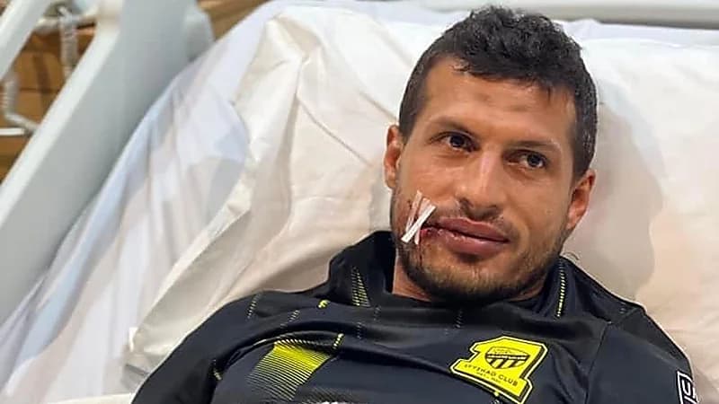 طارق حامد مطمئنا جمهوره: أنا بخير الحمد لله .. صور