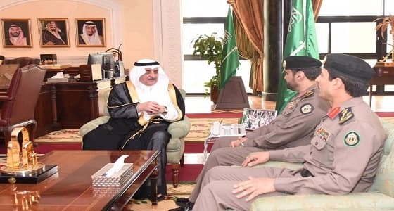 امير تبوك يطلع على الخطة الأمنية والمروية بالمنطقة