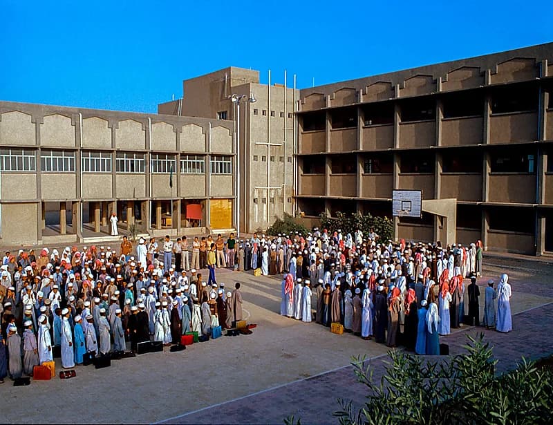 الطابور الصباحي في إحدى مدارس نجران قبل 40 عام